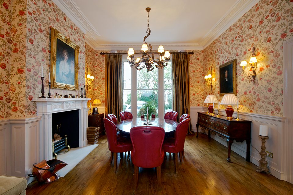 Interior architecture by high end builders and restoration experts in Kensington and Knightsbridge