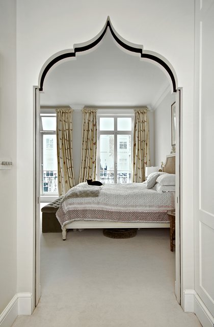 High end builders and restoration specialists in central London, Kensington & Chelsea. Custom made joinery.