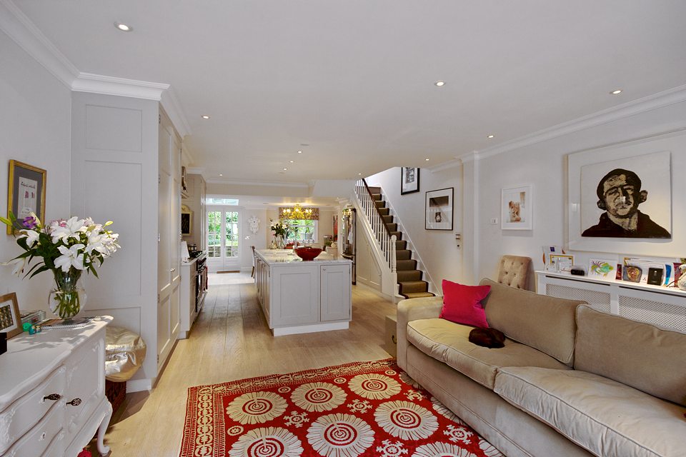 Kitchens fitted by high end builders and restoration specialists in Chelsea and Fulham